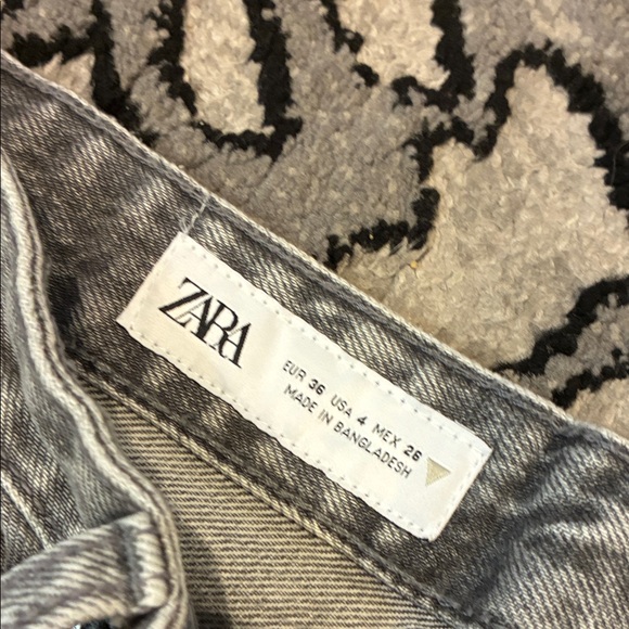ZARA Gray Denim Jeans - Picture 4 of 7